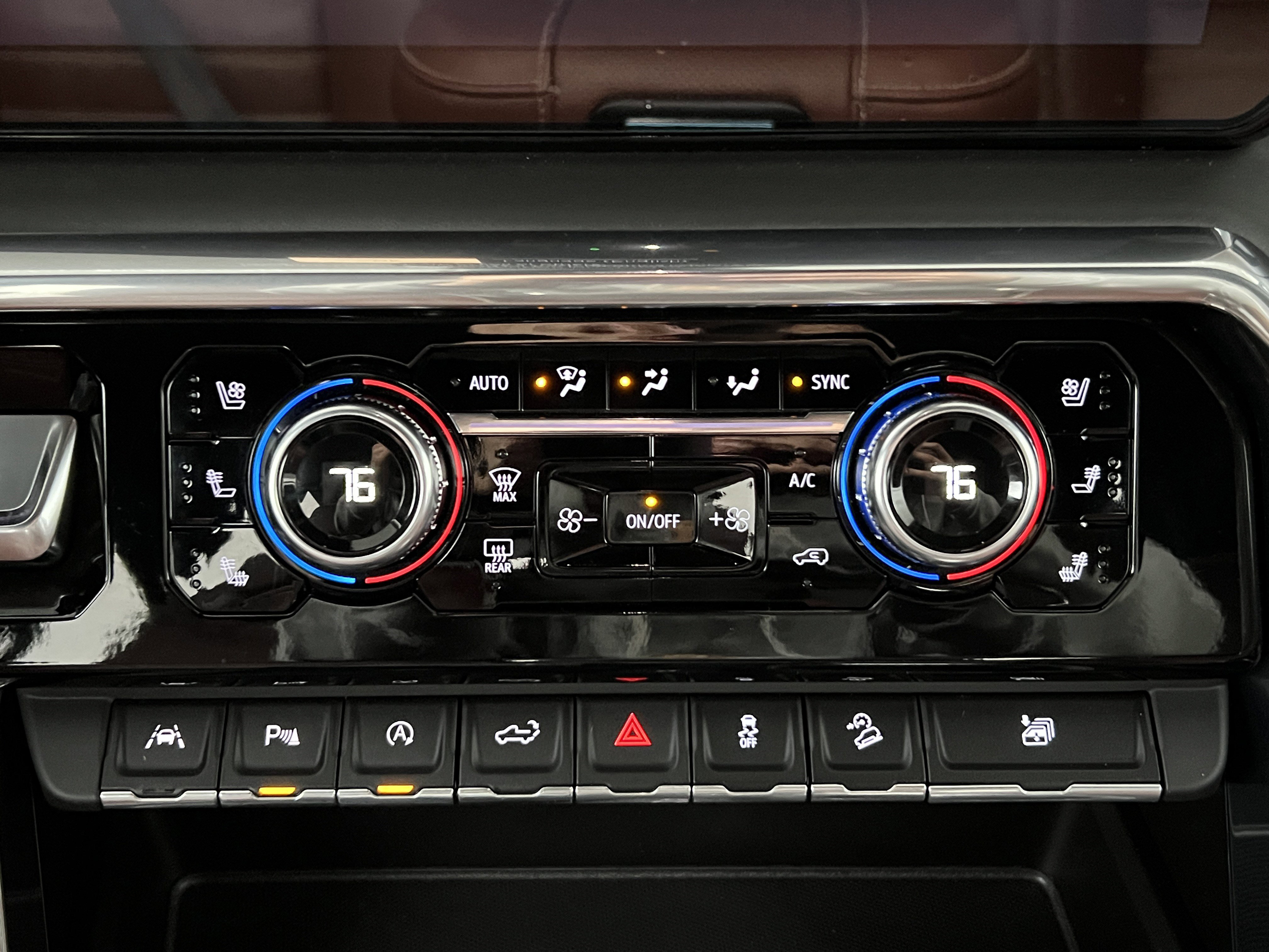 Used 2023 GMC Sierra 1500 Denali Ultimate image 28