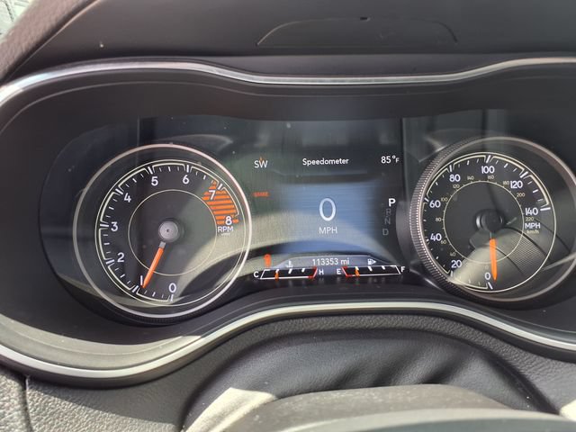 Used 2020 Jeep Cherokee Trailhawk AWD/4WD image 23