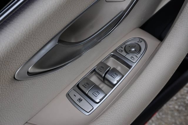 Used 2023 Mercedes-Benz E 450 4MATIC Sedan image 11