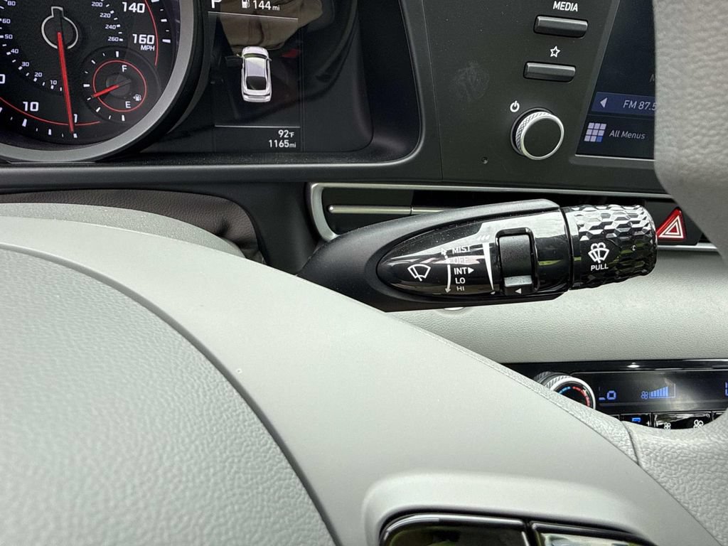 Used 2022 Hyundai Elantra SEL FWD image 34