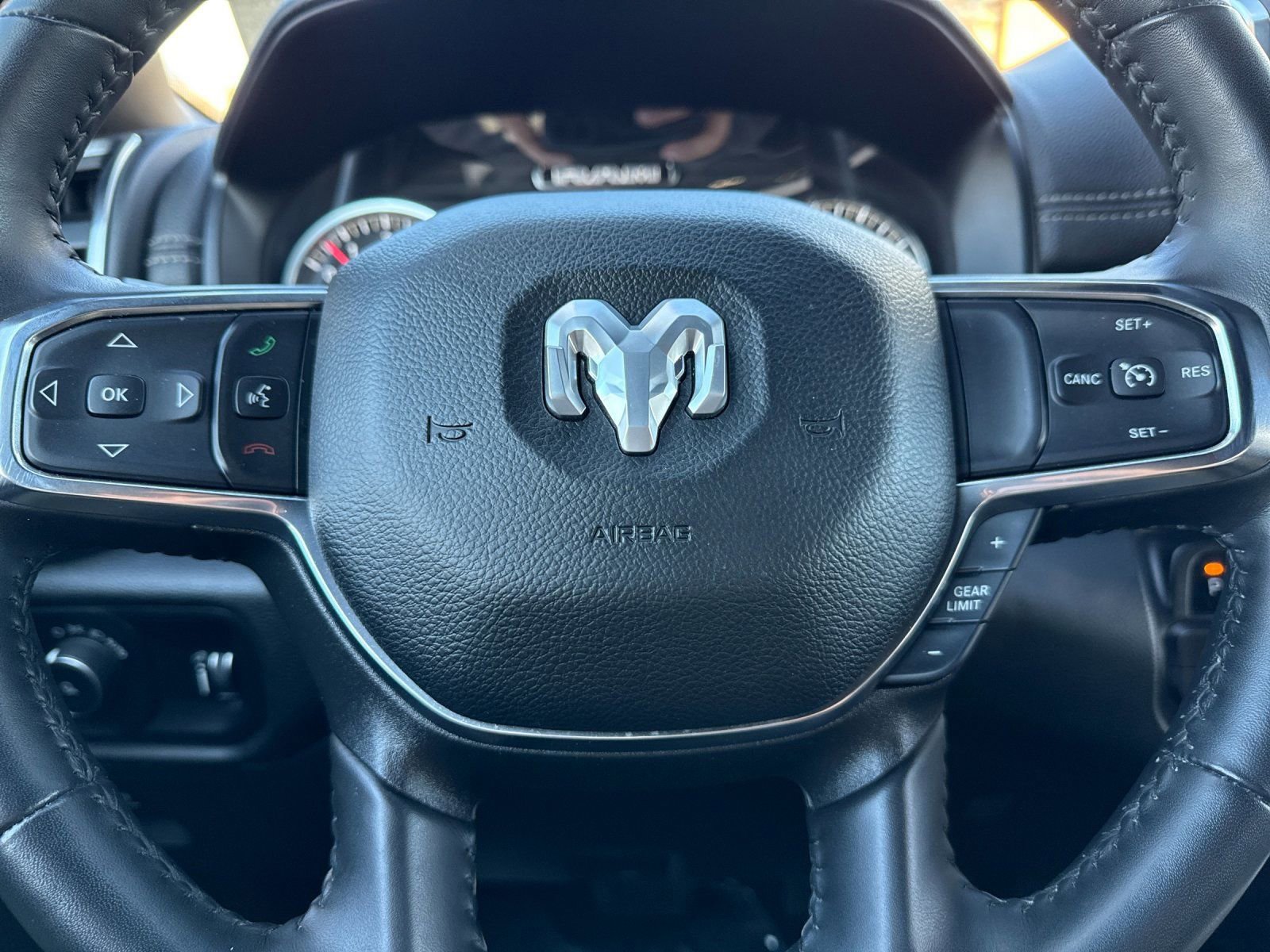 Used 2024 RAM 1500 Laramie image 25