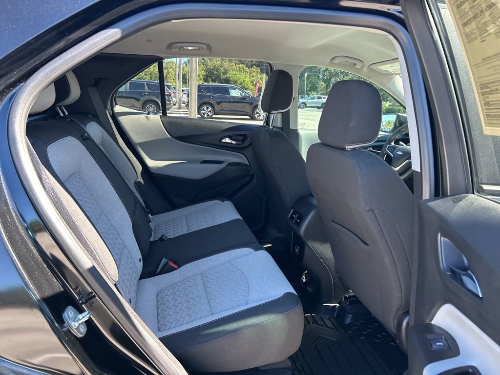 Used 2022 Chevrolet Equinox LS w/ LS Convenience Package image 38