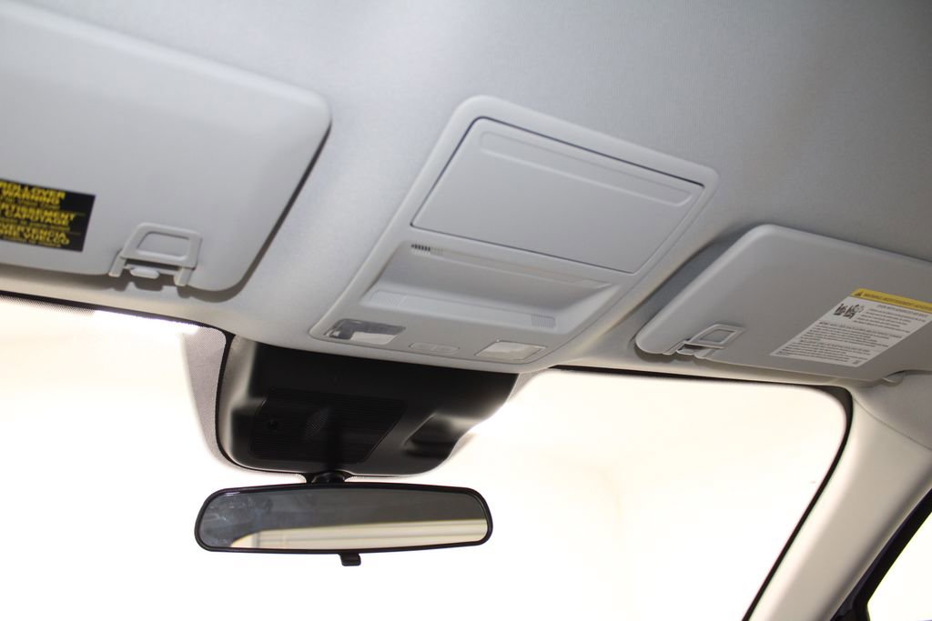 New 2025 Ford Maverick XLT image 40