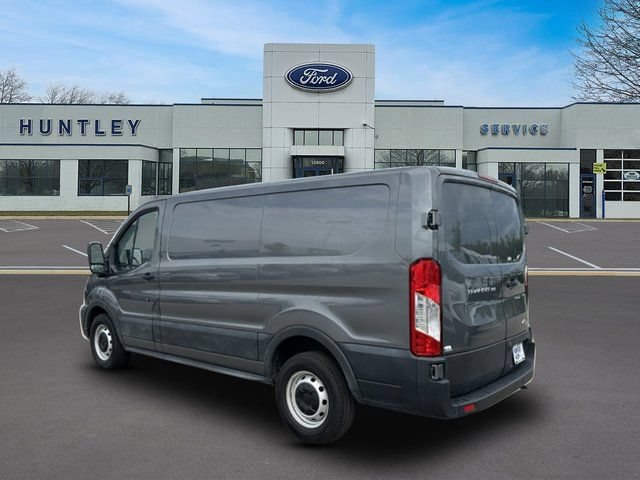 Used 2022 Ford Transit 150 Low Roof RWD image 5