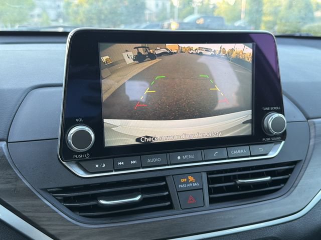 Used 2025 Nissan Altima 2.5 SV FWD image 27