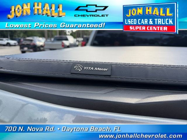 Used 2025 Chevrolet Colorado ZR2 w/ Midnight Edition AWD/4WD image 11