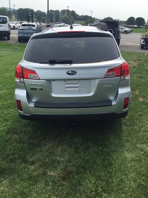 Used 2014 Subaru Outback 2.5i Limited w/ Moonroof Package AWD/4WD image 6