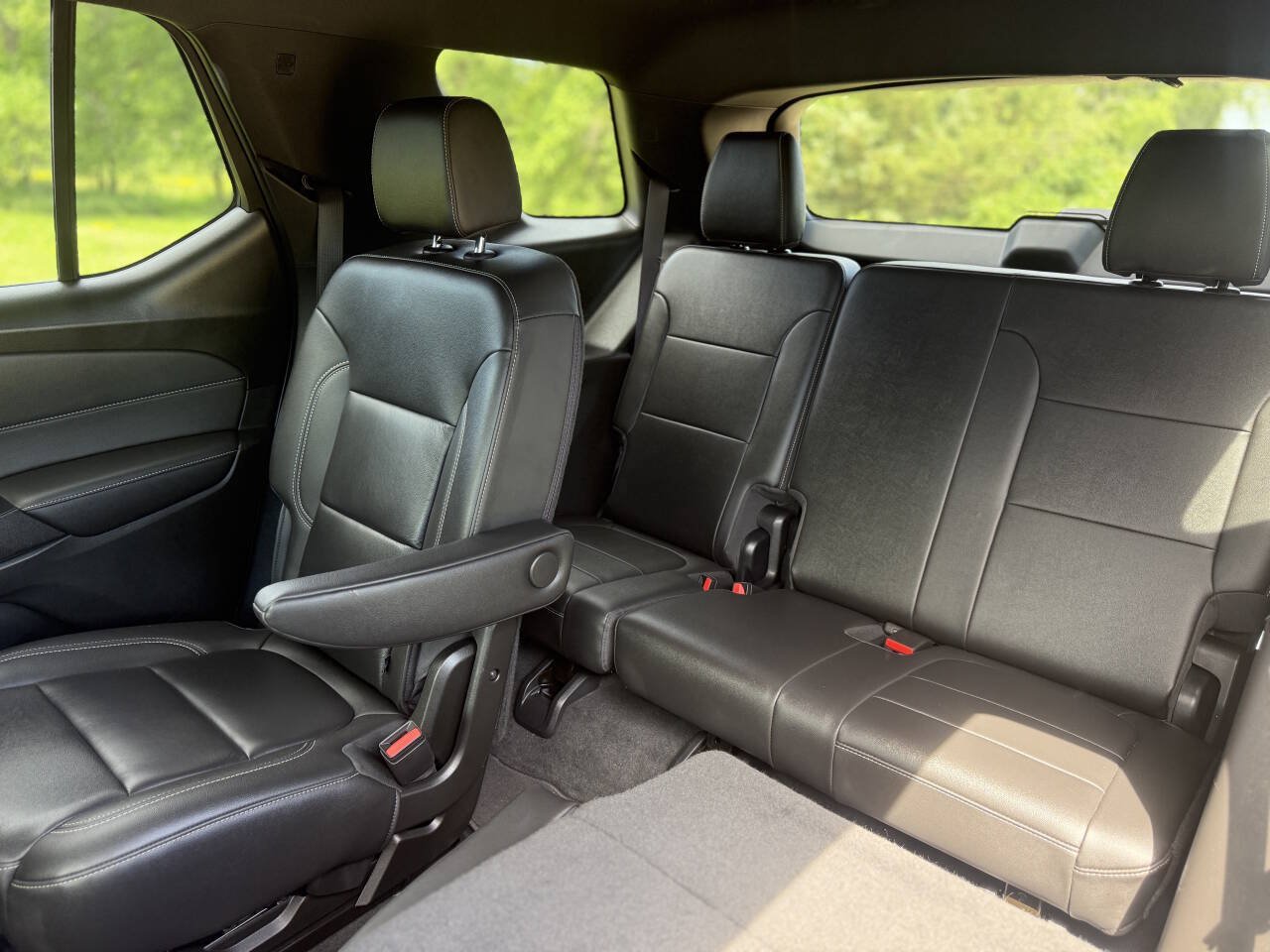 Used 2023 Chevrolet Traverse LT AWD/4WD image 11