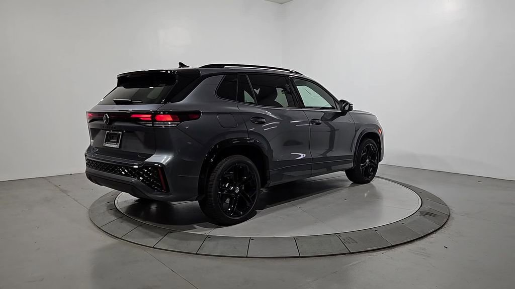 New 2026 Volkswagen Tiguan SE R-Line image 5