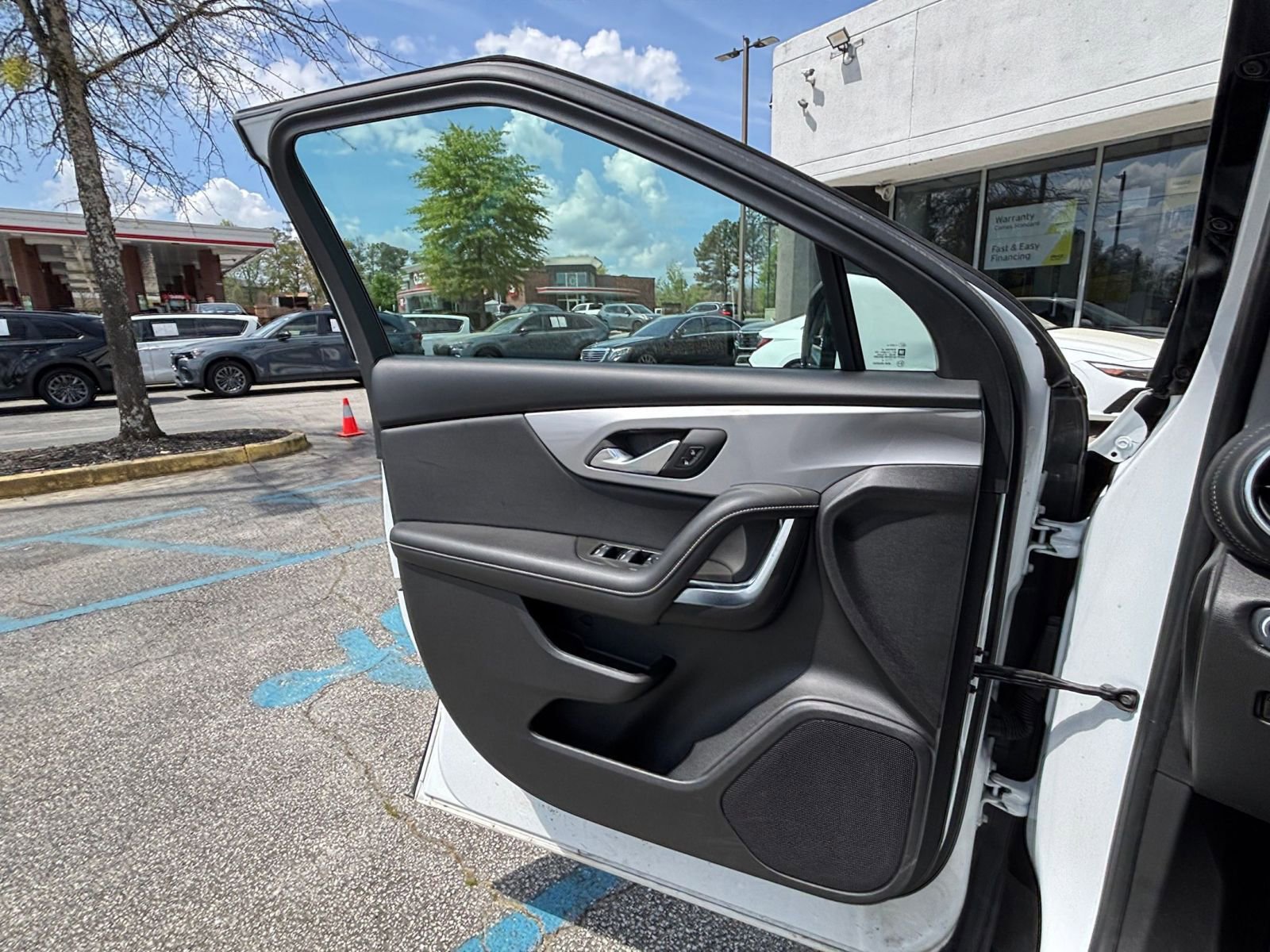 Used 2024 Chevrolet Blazer LT image 18