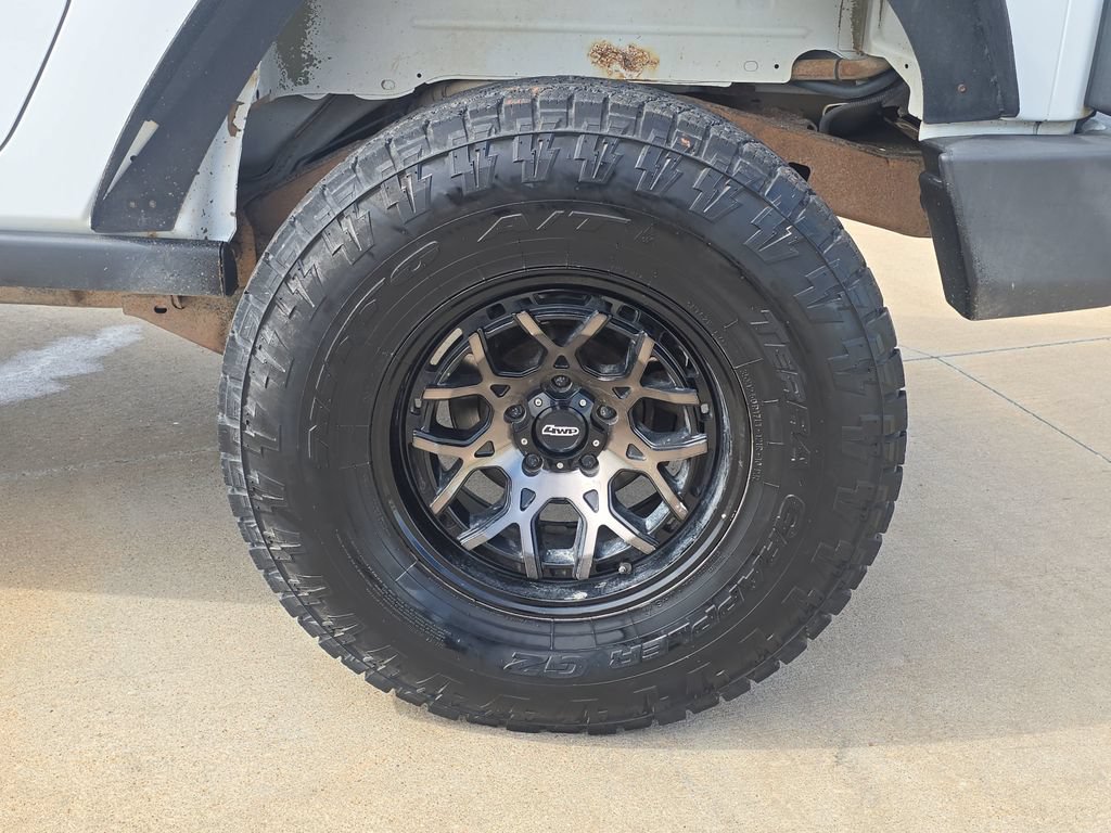 Used 2014 Jeep Wrangler Sport AWD/4WD image 33