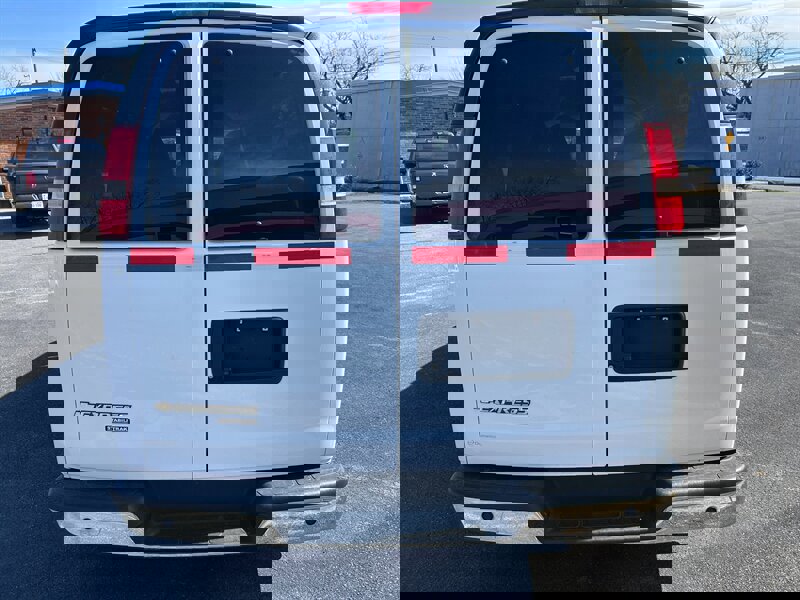 Used 2013 Chevrolet Express 1500 LT w/ LT Preferred Equipment Group image 4