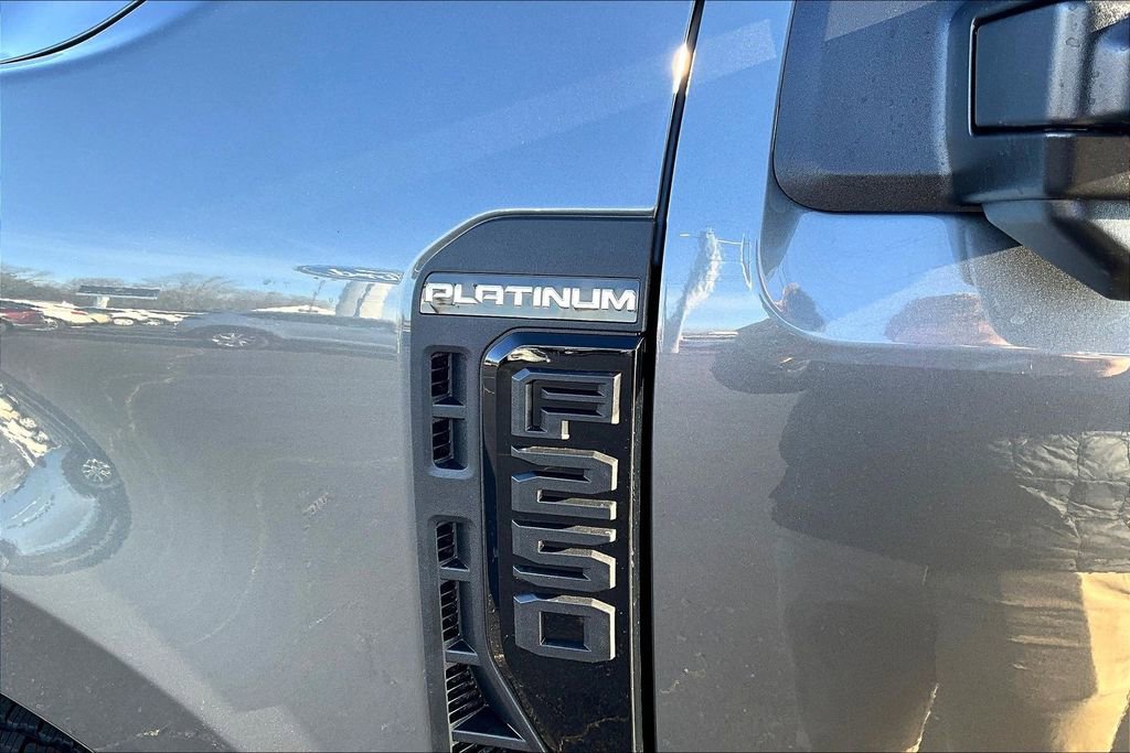 New 2026 Ford F250 Platinum image 9