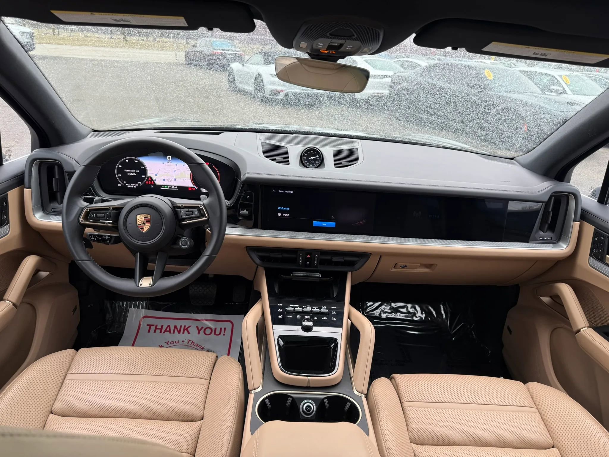 Used 2025 Porsche Cayenne E-Hybrid Sport Utility 4D w/ Premium Package Plus image 25