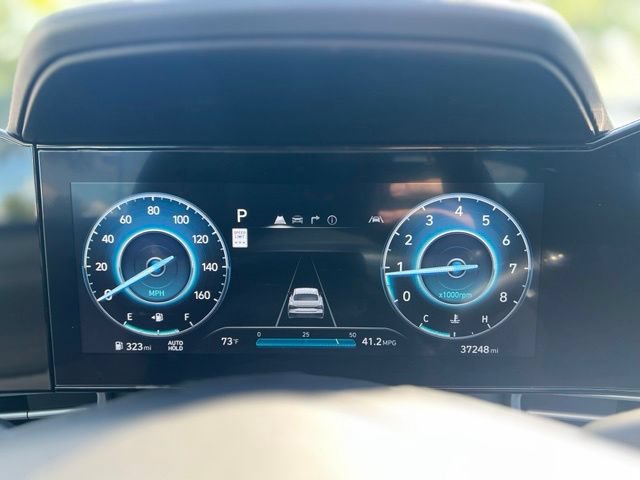 Used 2025 Hyundai Elantra SEL FWD image 11