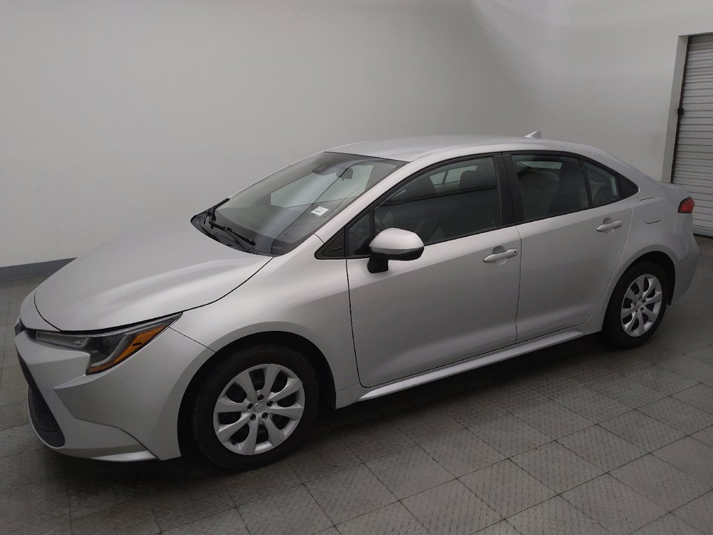 Used 2022 Toyota Corolla LE FWD image 2