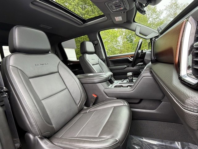 Used 2024 GMC Sierra 1500 Denali w/ Denali Reserve Package image 24