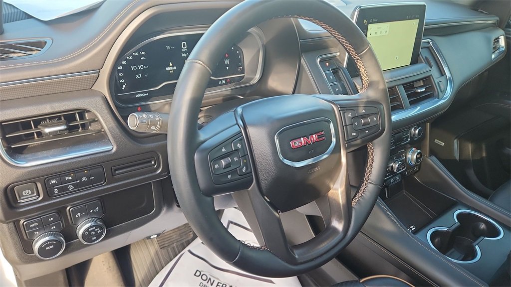Used 2023 GMC Yukon XL AT4 image 18