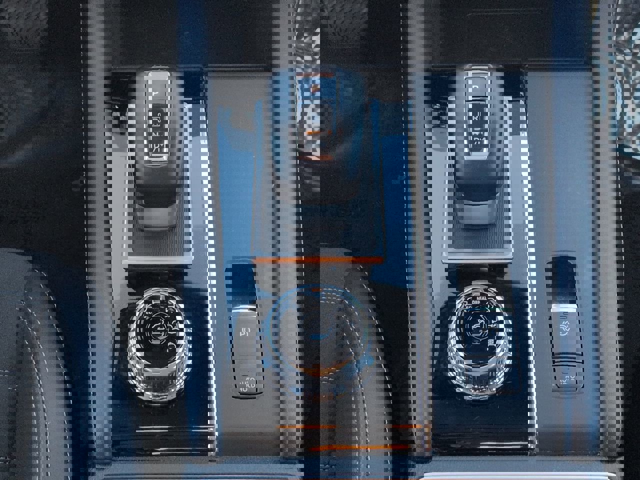 Used 2024 Mitsubishi Outlander SE image 19