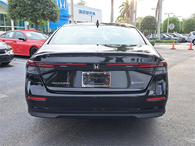 Certified 2023 Honda Accord LX image 5