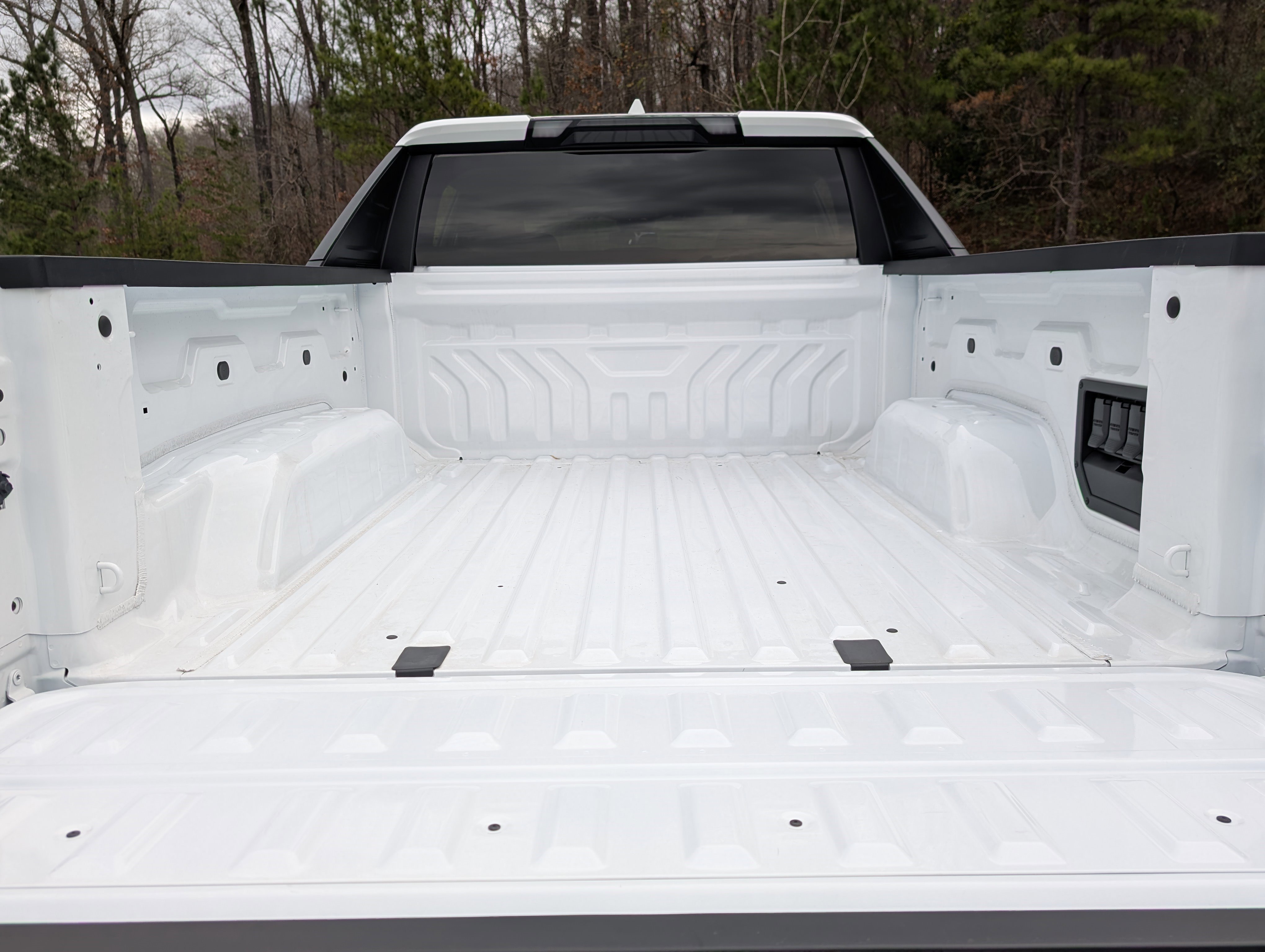 Used 2024 Chevrolet Silverado EV W/T image 15