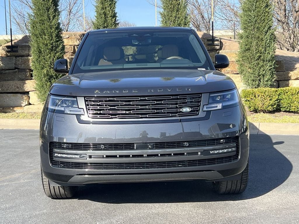 New 2026 Land Rover Range Rover Long Wheelbase SE AWD/4WD image 8