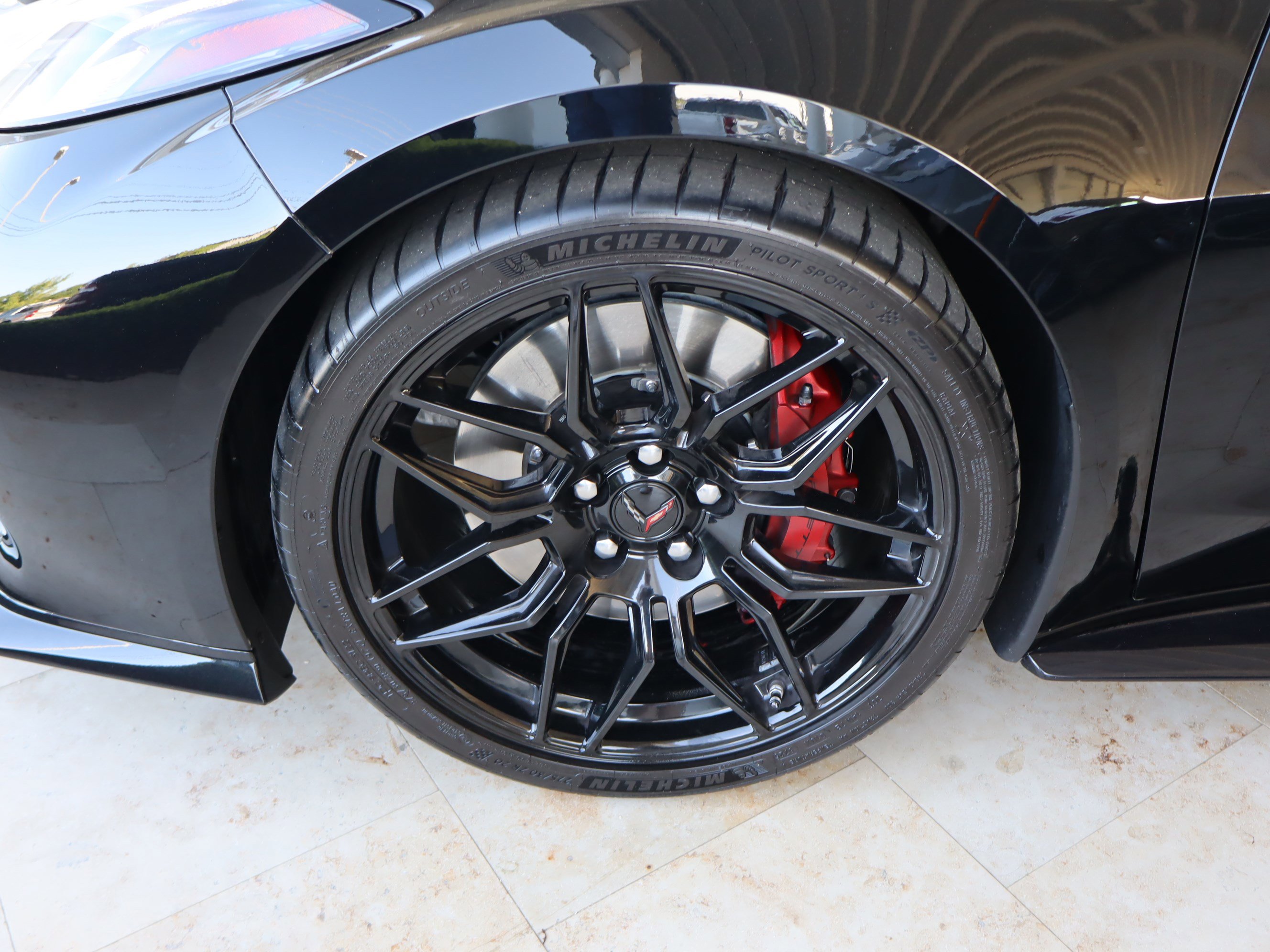 Used 2026 Chevrolet Corvette Z06 RWD image 38