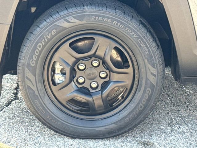Used 2022 Jeep Renegade Sport AWD/4WD image 5