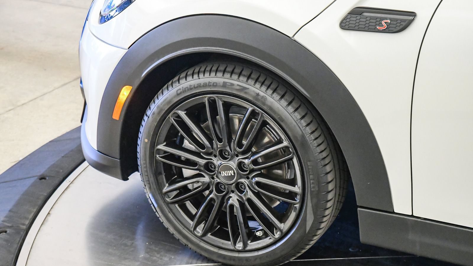 Certified 2024 MINI Cooper S FWD image 10