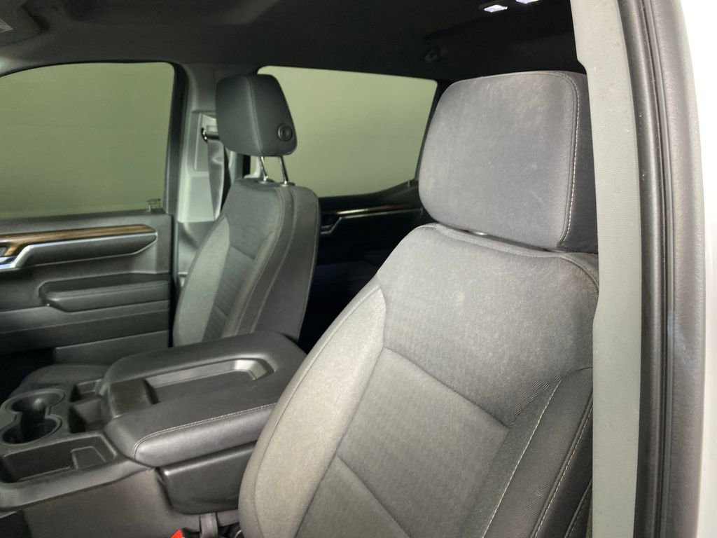 Used 2023 Chevrolet Silverado 1500 LT image 9