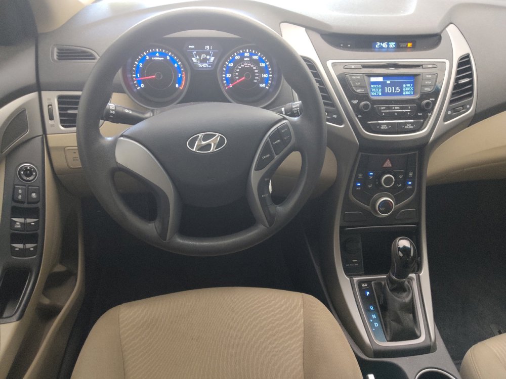 Used 2016 Hyundai Elantra SE FWD image 22