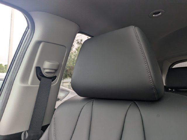 Certified 2025 Acura ADX FWD image 36