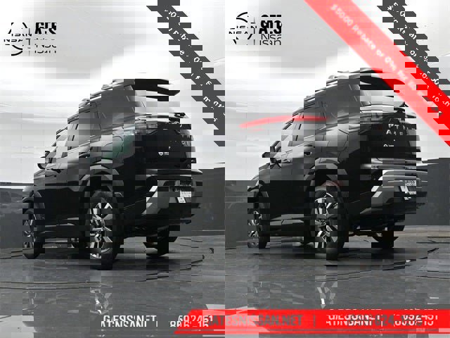 New 2025 Nissan Pathfinder SL image 39