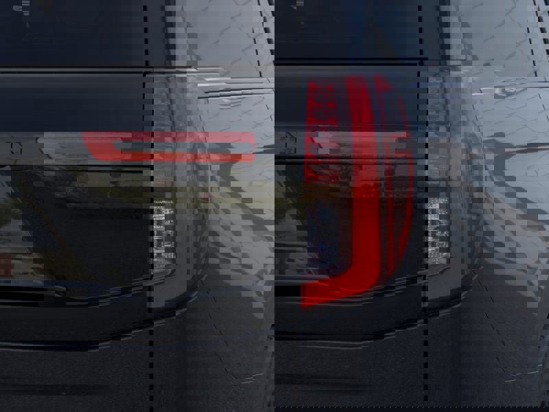 New 2026 Ford Expedition Platinum image 21