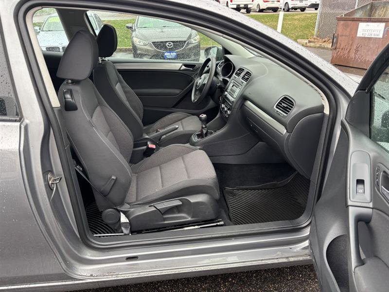 Used 2010 Volkswagen Golf 2-Door image 13