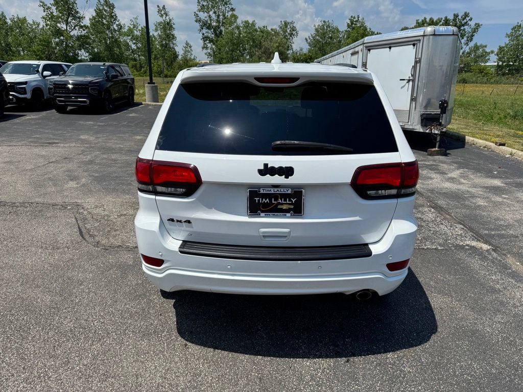 Used 2021 Jeep Grand Cherokee Laredo X AWD/4WD image 6
