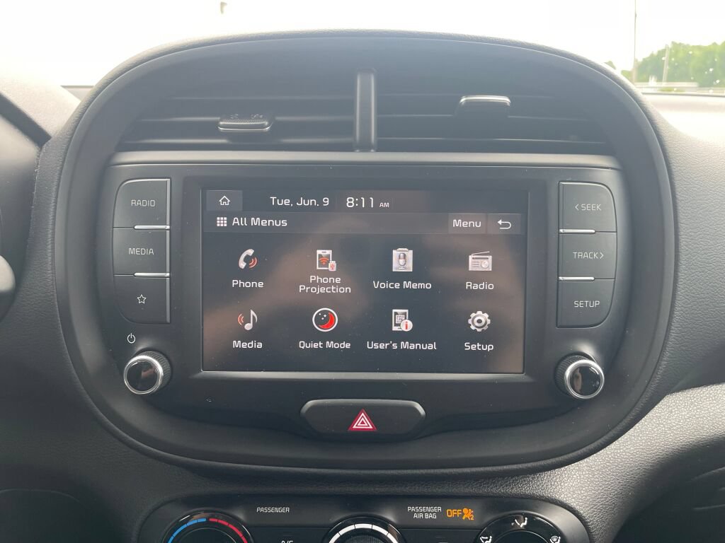 Used 2023 Kia Soul LX w/ Option Group 015 FWD image 14