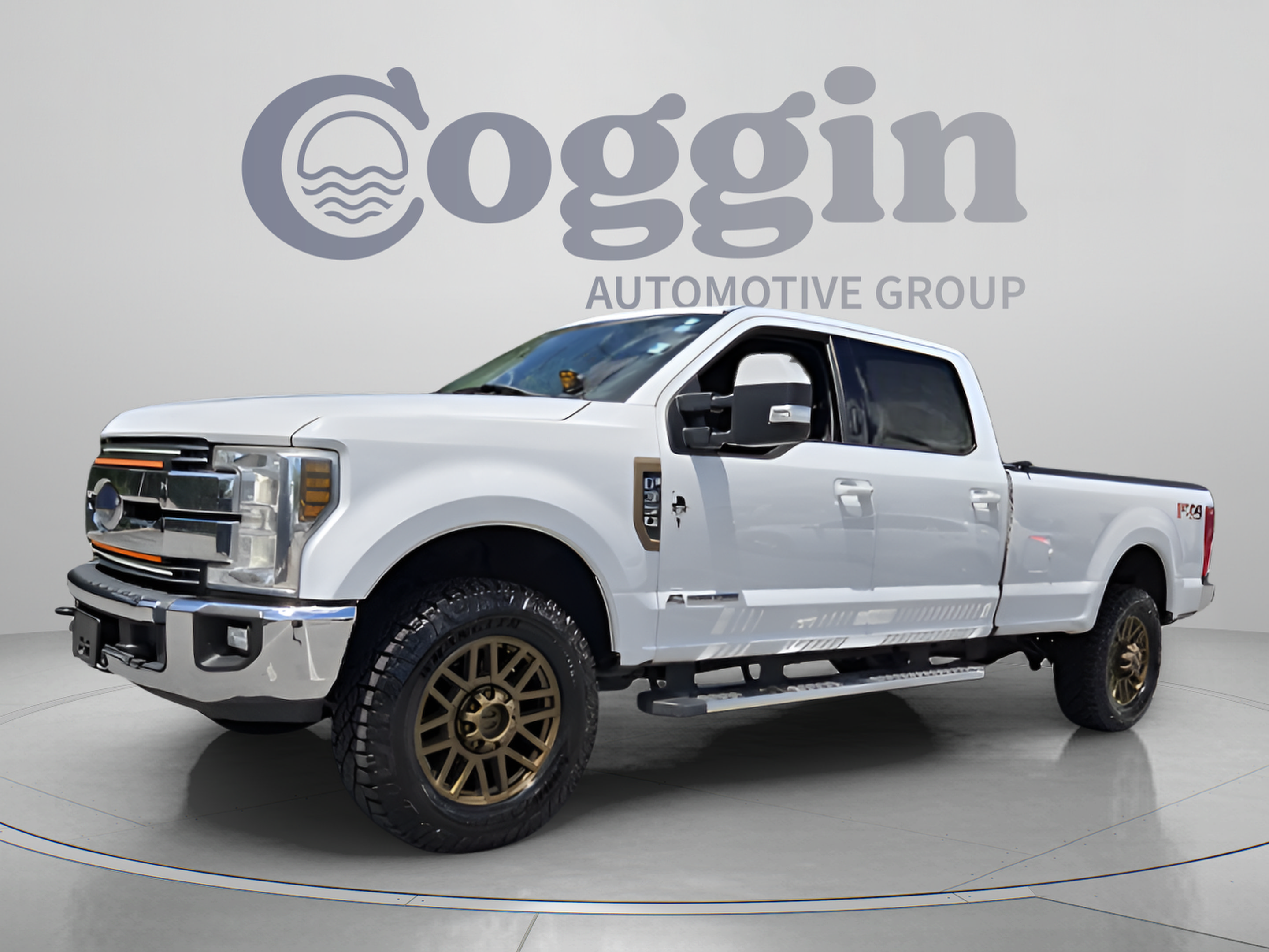 Used 2019 Ford F350 Lariat w/ Lariat Value Package AWD/4WD image 1