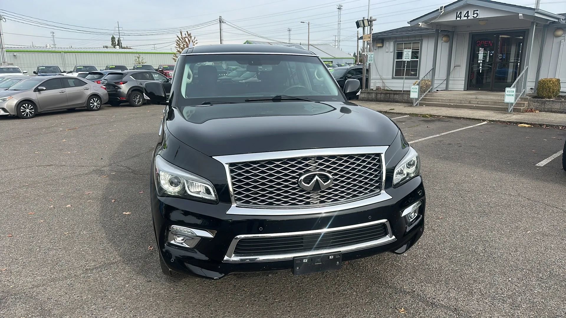 Used 2015 INFINITI QX80 4WD w/ 22" Wheel Package