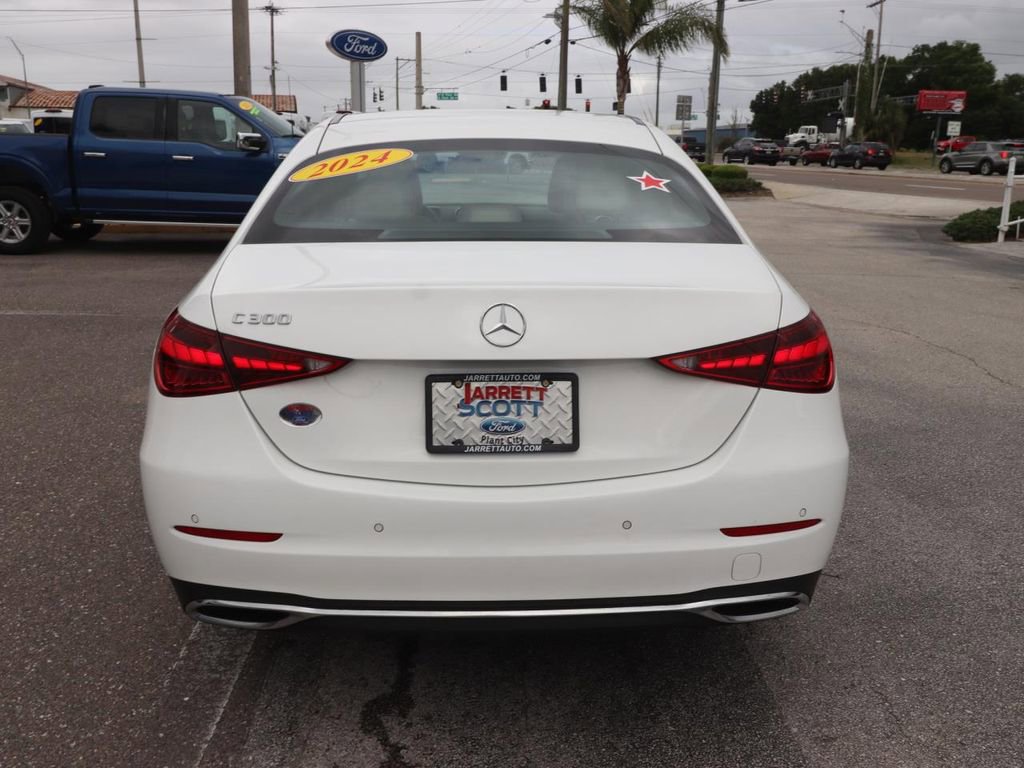 Used 2024 Mercedes-Benz C 300 Sedan image 10