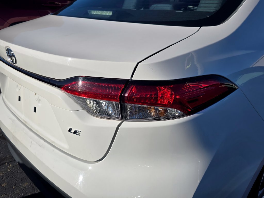 Used 2024 Toyota Corolla LE FWD image 10