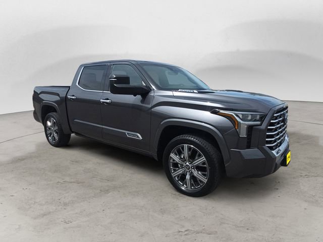 Used 2022 Toyota Tundra Capstone AWD/4WD image 7