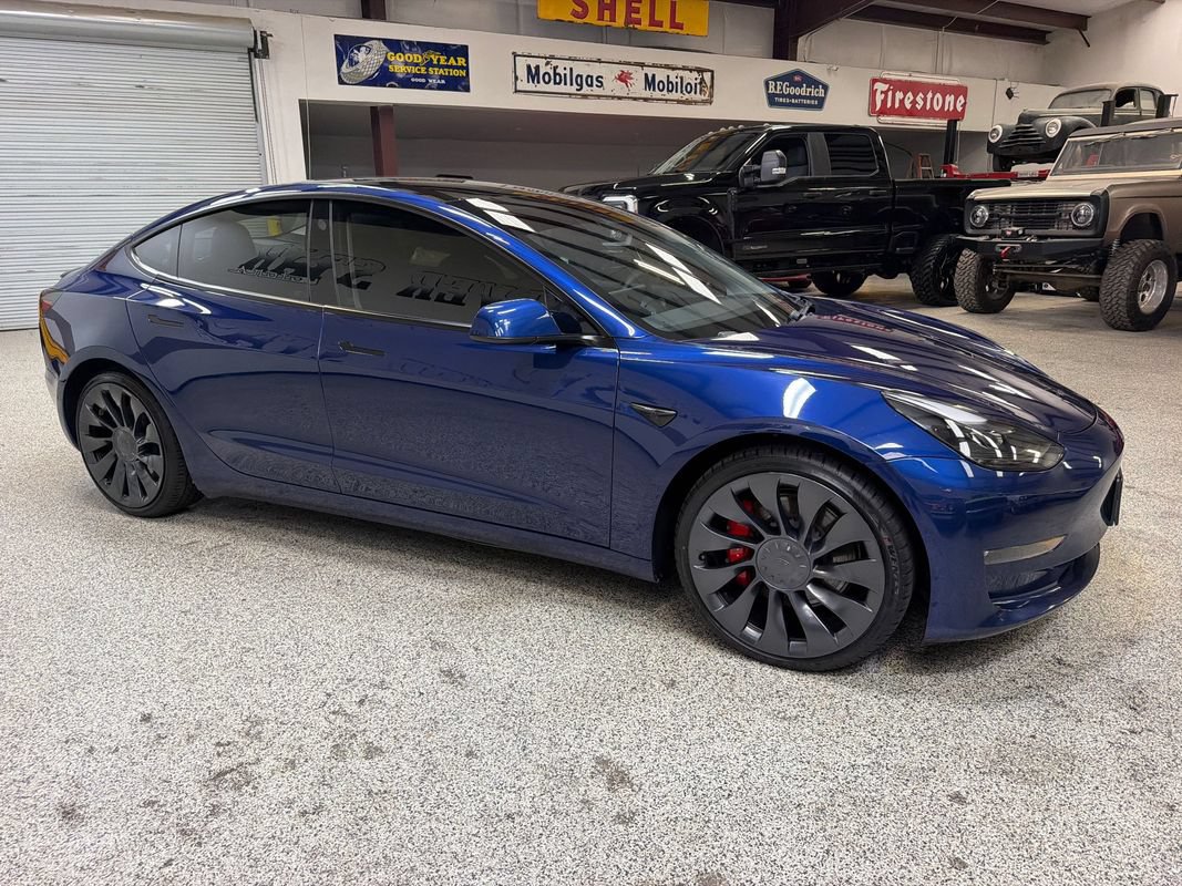 Used 2021 Tesla Model 3 Performance AWD/4WD image 9