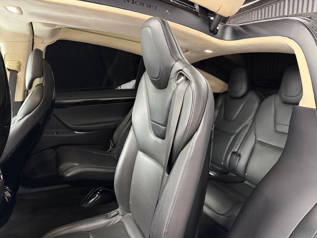 Used 2016 Tesla Model X 90D AWD/4WD image 13