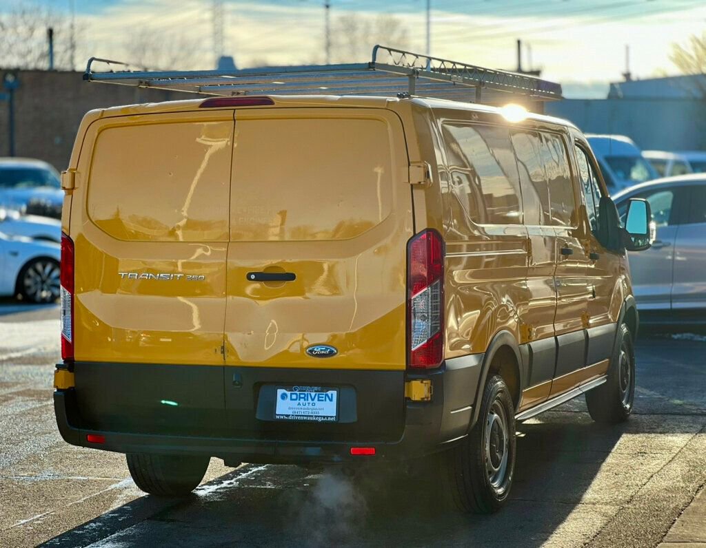 Used 2019 Ford Transit 250 130 Low Roof RWD image 30