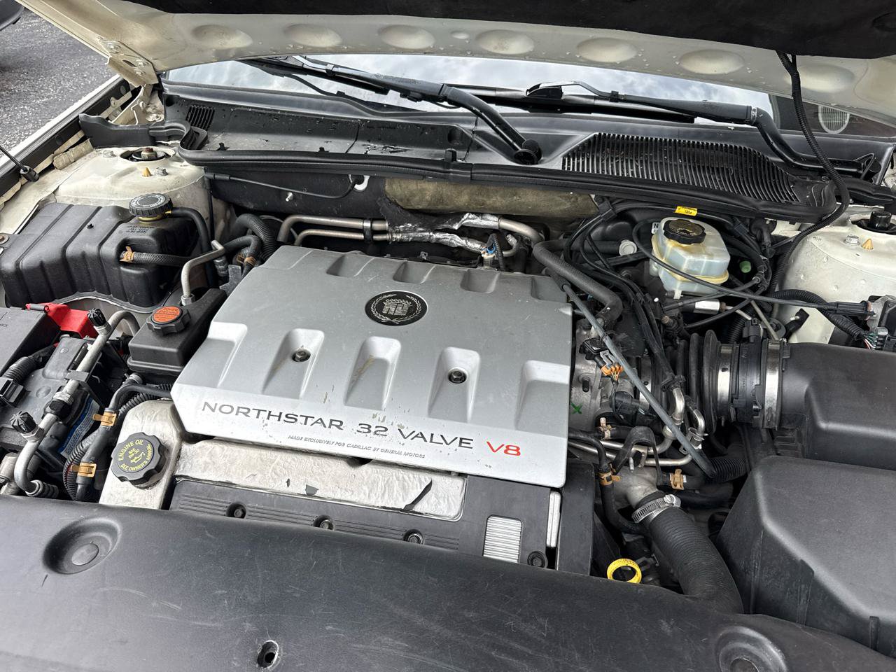 Used 2000 Cadillac De Ville DHS w/ Safety/Security Pkg FWD image 19