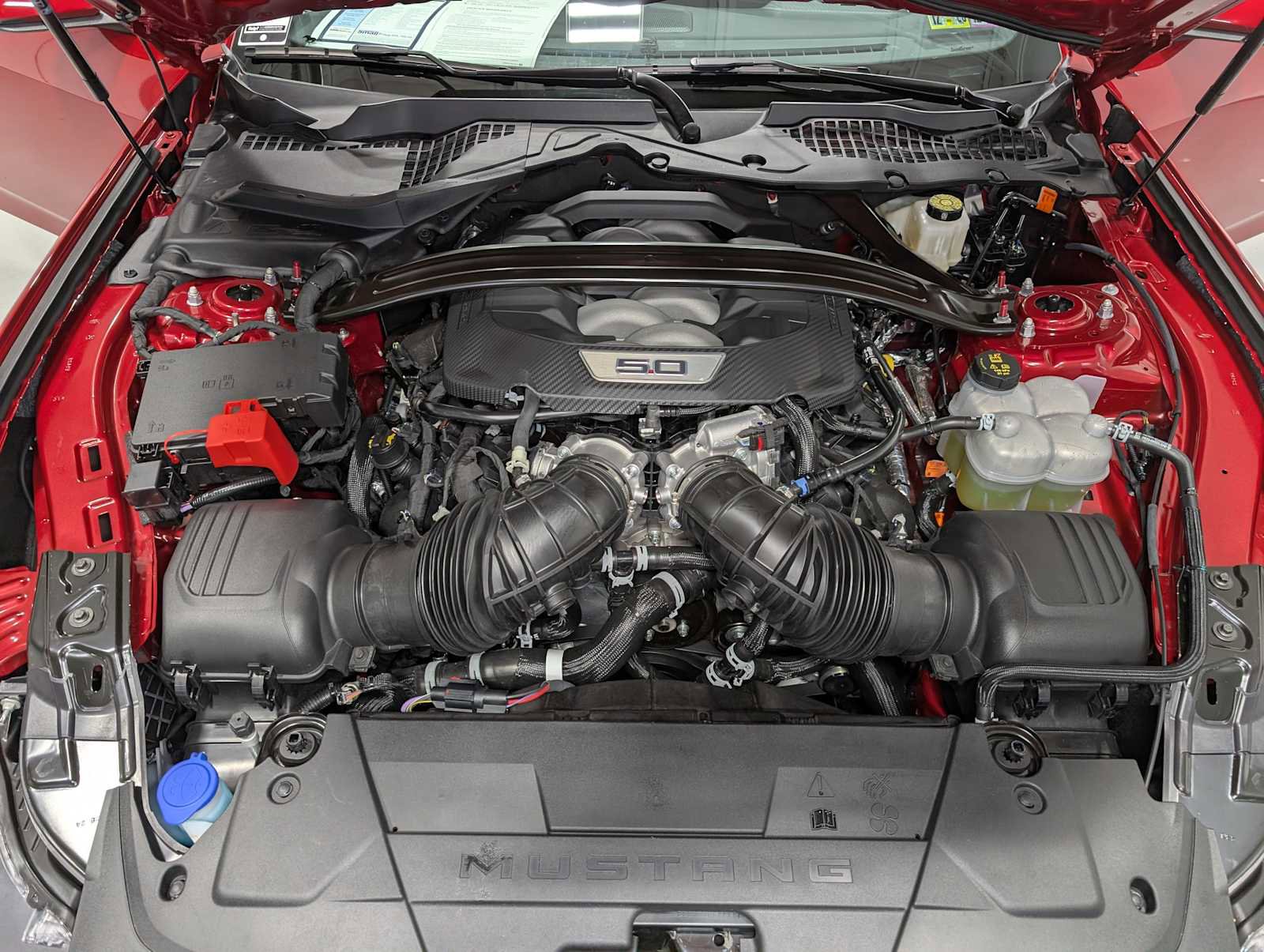 Used 2024 Ford Mustang GT Premium image 15