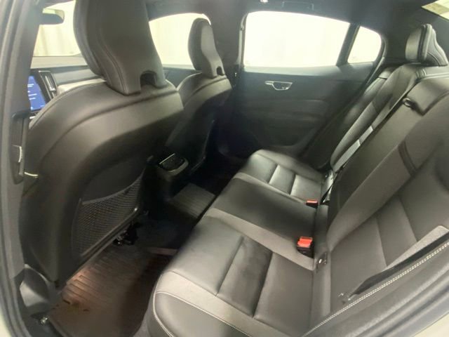Used 2024 Volvo S60 T8 Ultimate image 13