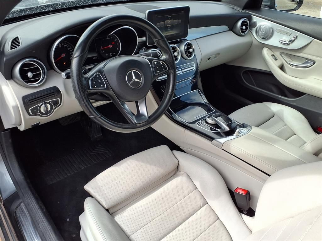 Used 2017 Mercedes-Benz C 300 4MATIC Cabriolet image 17