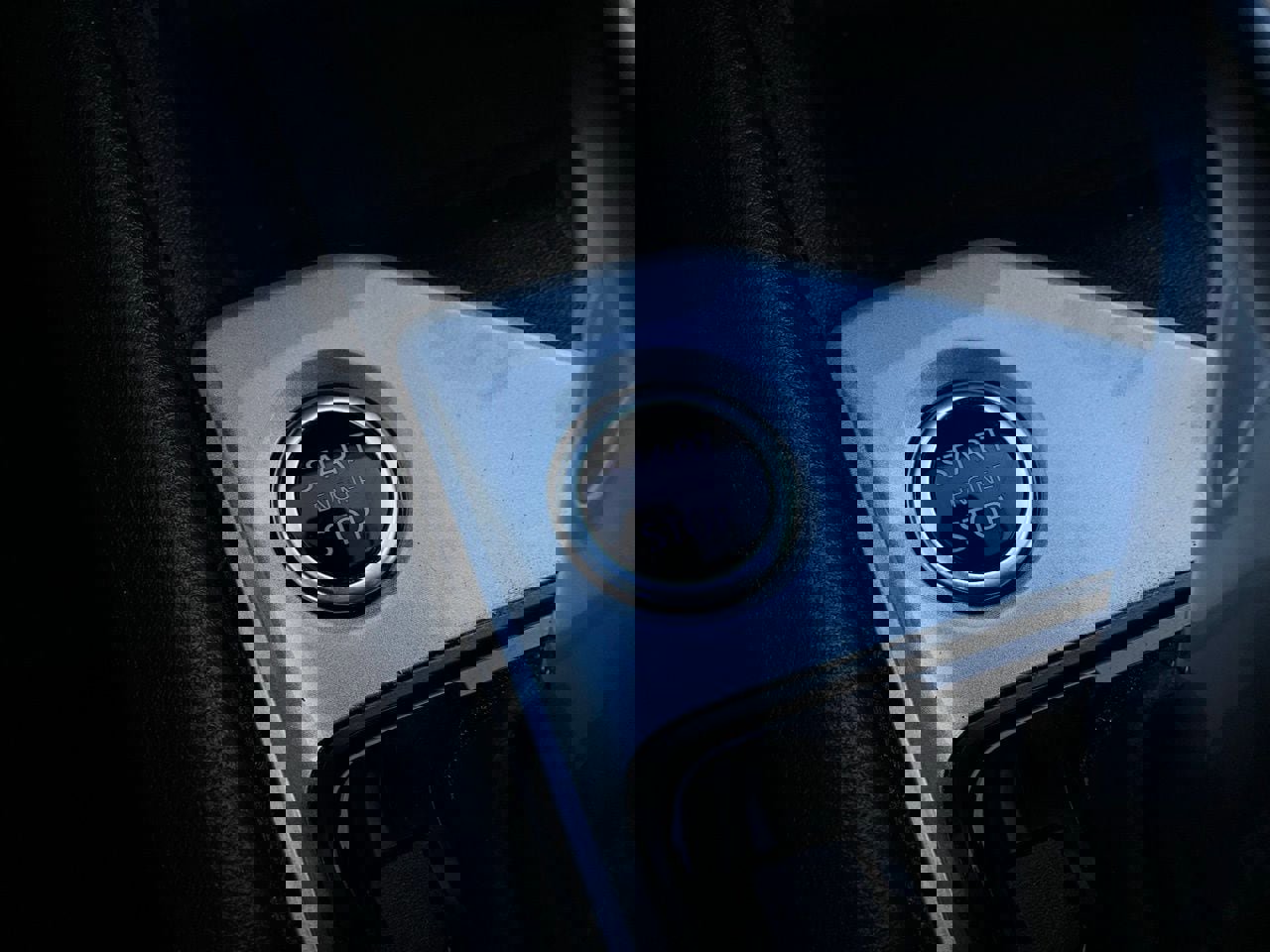 Used 2025 Nissan Altima 2.5 SV image 24